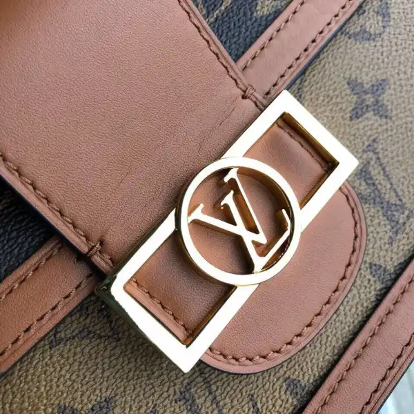 Frstbag ru Louis Vuitton Dauphine MM（2019 Spring Show）