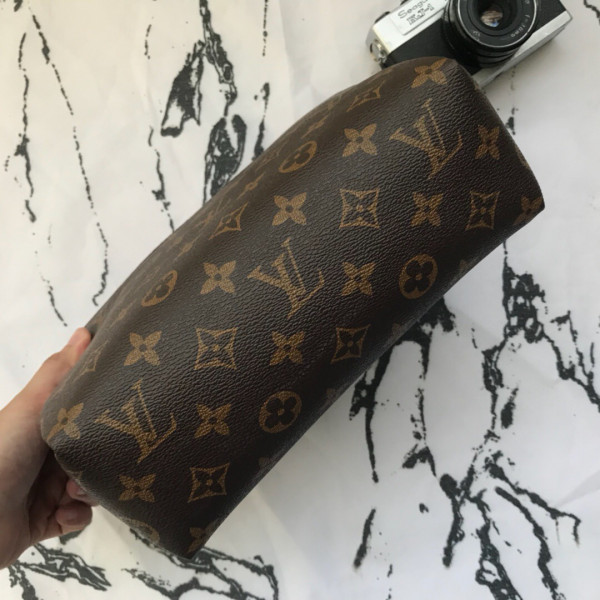 Louis Vuitton PALLAS BEAUTY CASE