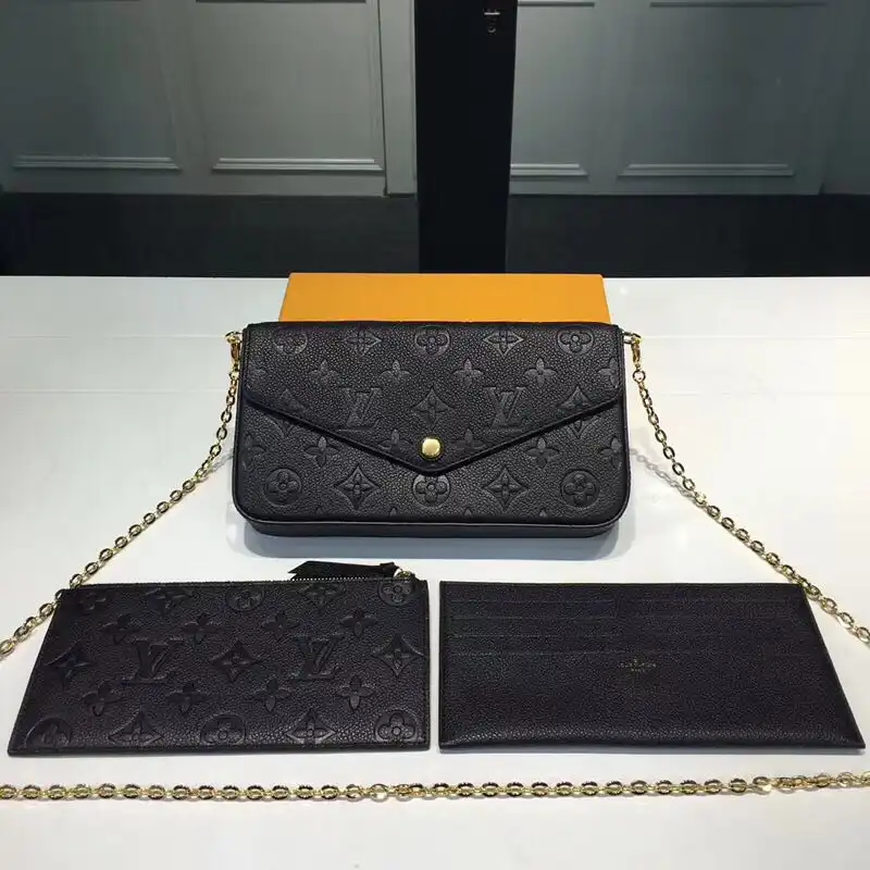 Louis Vuitton POCHETTE FÉLICIE