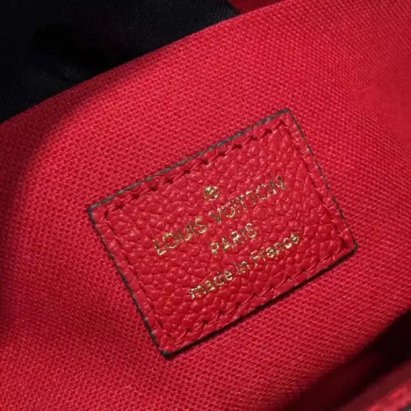 Louis Vuitton POCHETTE FÉLICIE