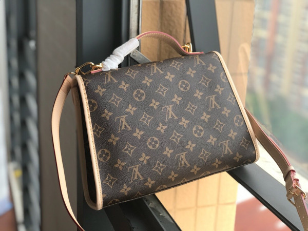 Louis Vuitton Messenger