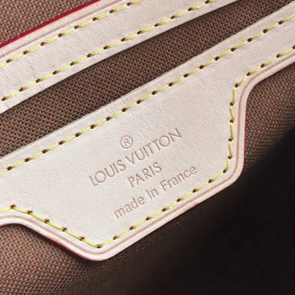 Louis Vuitton Messenger