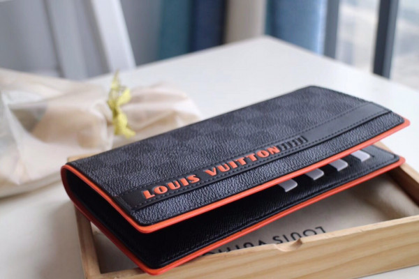 HOT SALE Louis Vuitton Brazza Wallet