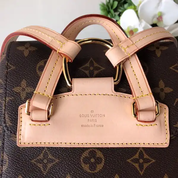 Frstbag ru Louis Vuitton MONTSOURIS