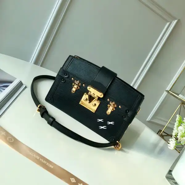 Frstbag ru Louis Vuitton TRUNK CHANELUTCH