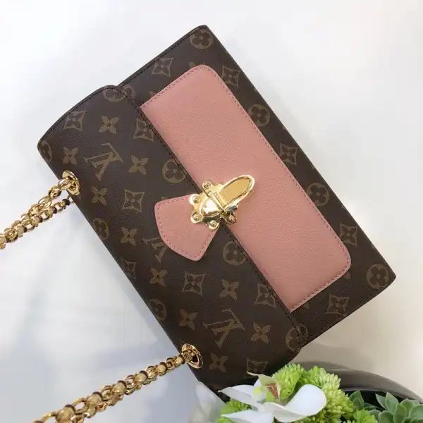 Louis Vuitton VICTOIRE