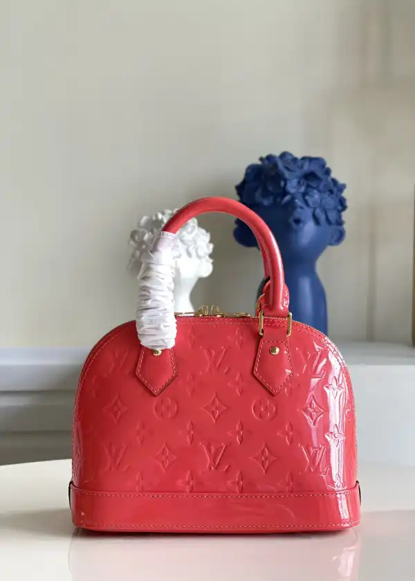 First bag ru LOUIS VUITTON ALMA BB