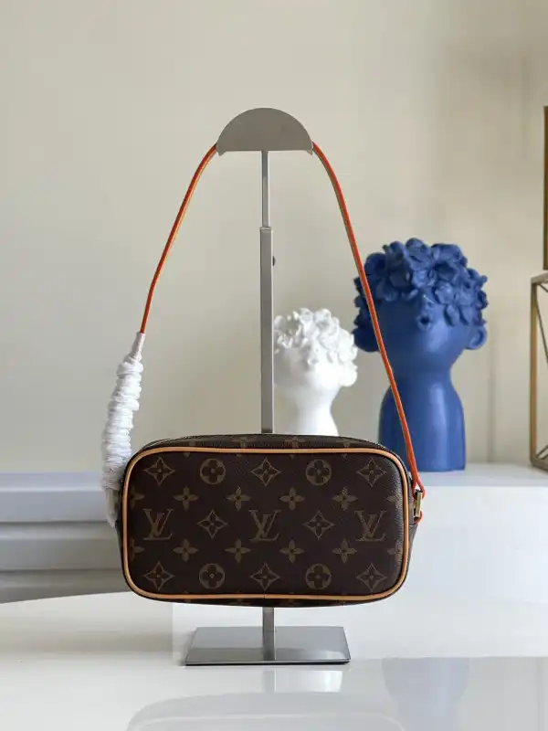 Frstbag ru LOUIS VUITTON CITE