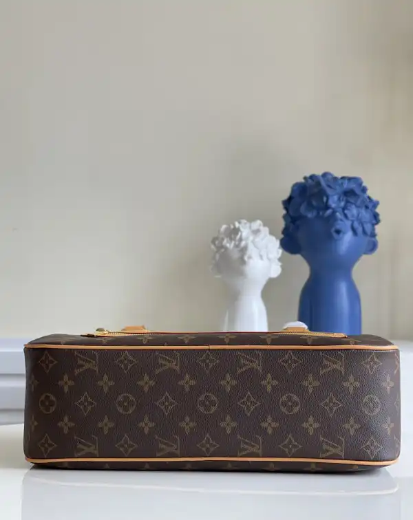 Aaa replica ru LOUIS VUITTON CITE