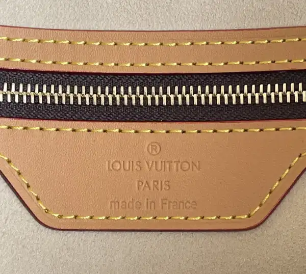 First bag ru LOUIS VUITTON CITE