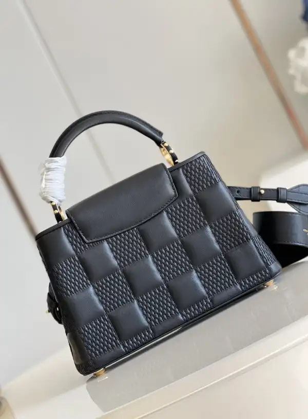 Affordable LOUIS VUITTON CAPUCINES BB