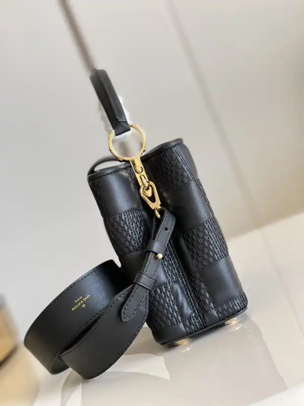 Best Price Cheap LOUIS VUITTON CAPUCINES BB