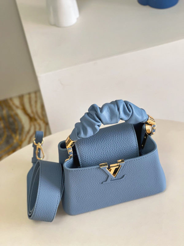 [FREE SHIPPING] LOUIS VUITTON CAPUCINES MINI