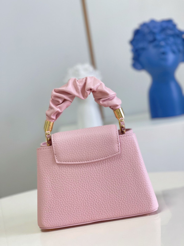 LOUIS VUITTON CAPUCINES MINI