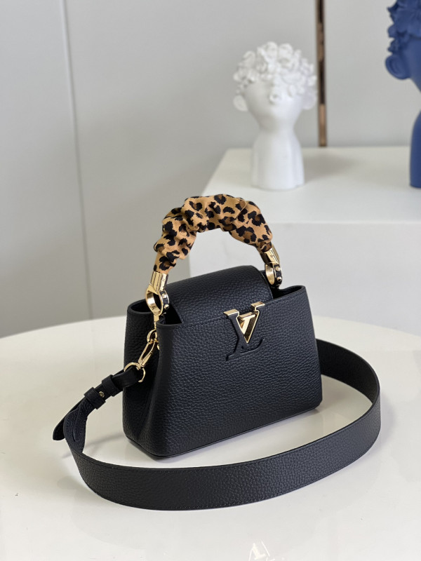 HOT SALE LOUIS VUITTON CAPUCINES MINI