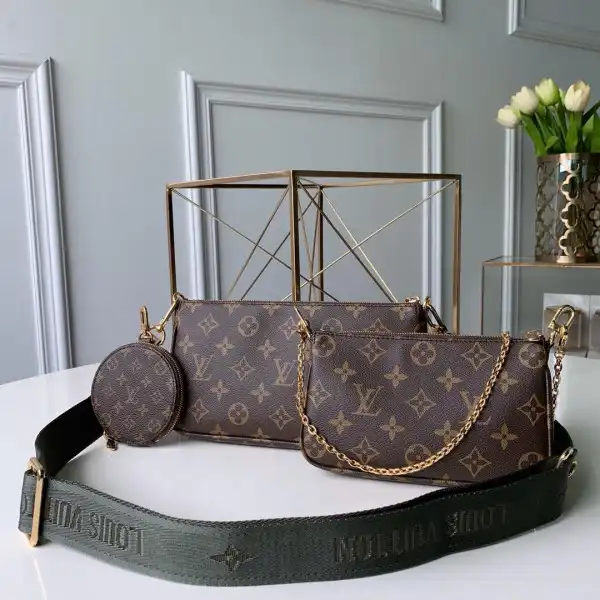 First bag ru LOUIS VUITTON MULTI POCHETTE ACCESSOIRES - DIGITAL EXCHANELUSIVE PRELAUNCH