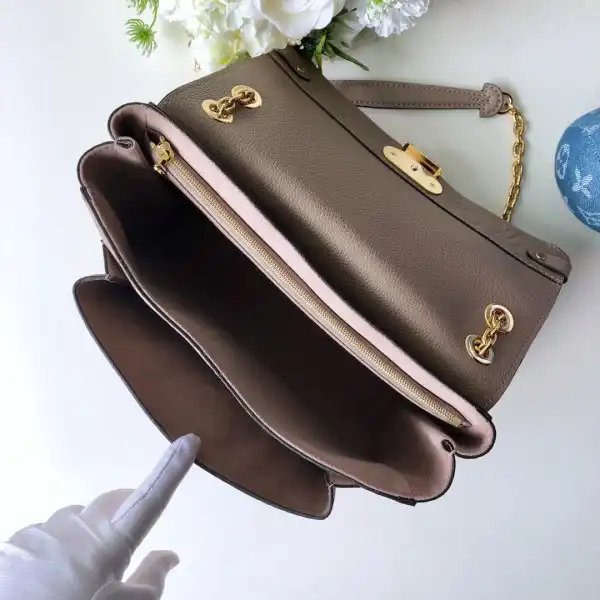 Aaa replica ru LOUIS VUITTON VAVIN PM