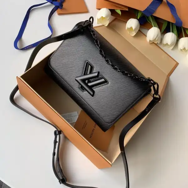 LOUIS VUITTON TWIST MM