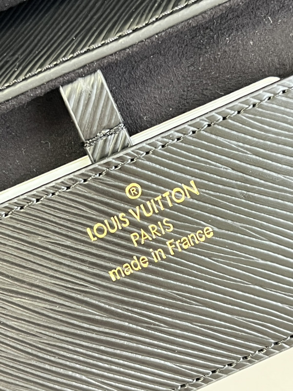 HOT SALE LOUIS VUITTON TWIST PM