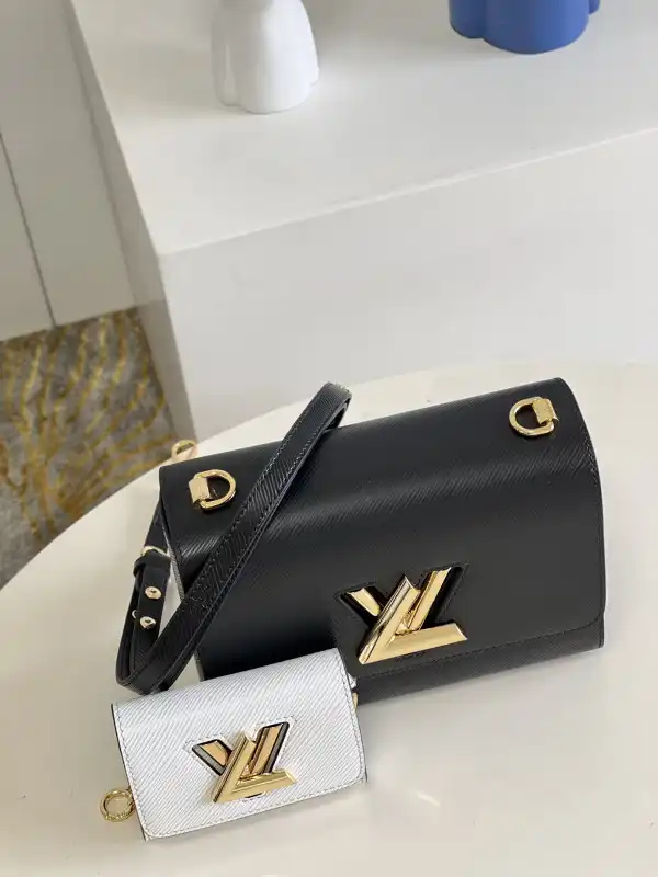 LOUIS VUITTON TWIST PM