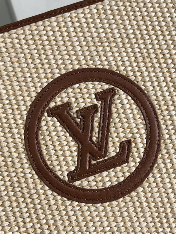 HOT SALE LOUIS VUITTON TOILETRY POUCH ON CHAIN