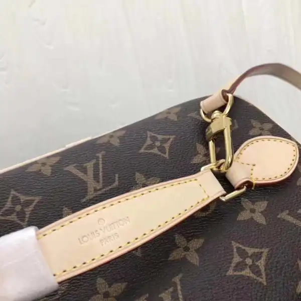 Cheap LOUIS VUITTON TOILETRY BAG