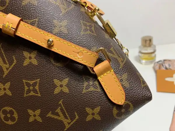 First bag ru LOUIS VUITTON BACKPACK