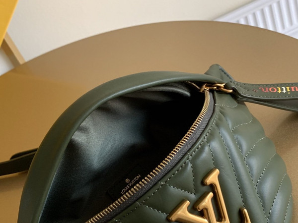 [FREE SHIPPING] LOUIS VUITTON NEW WAVE BUMBAG