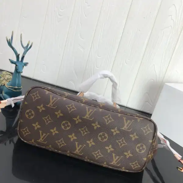 LOUIS VUITTON NEVERFULL PM