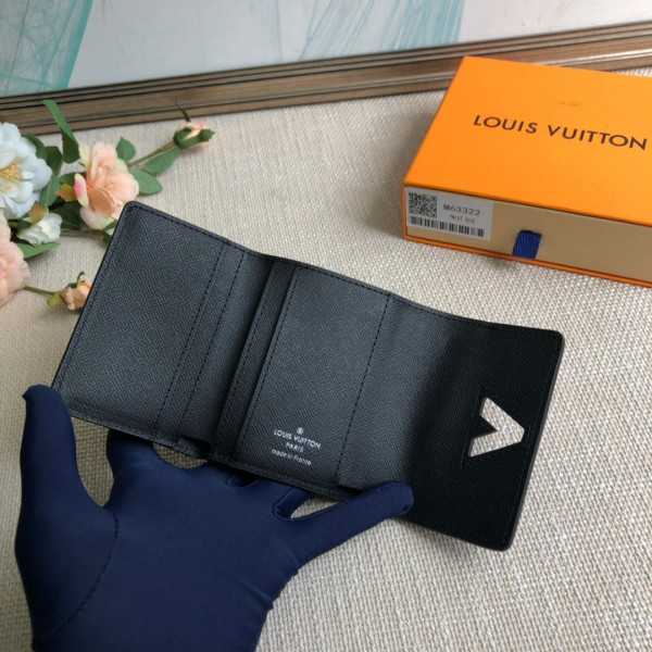 LOUIS VUITTON TWIST WALLET