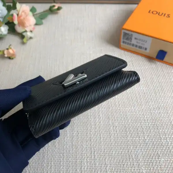 TO LOUIS VUITTON TWIST WALLET