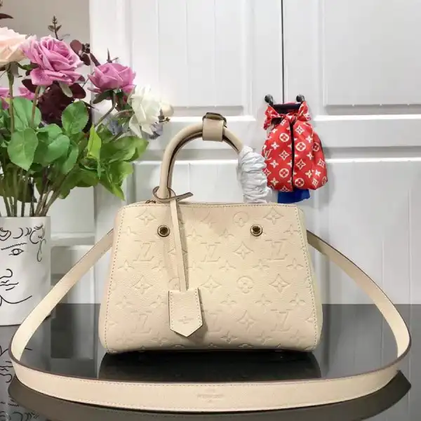 First bag ru LOUIS VUITTON MONTAIGNE BB