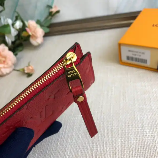 TO LOUIS VUITTON ZIPPED CARD HOLDER