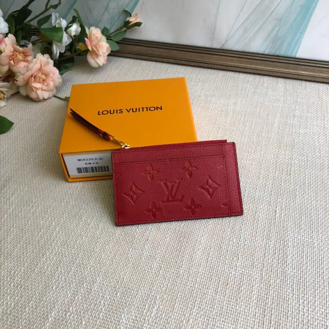 First bag ru LOUIS VUITTON ZIPPED CARD HOLDER