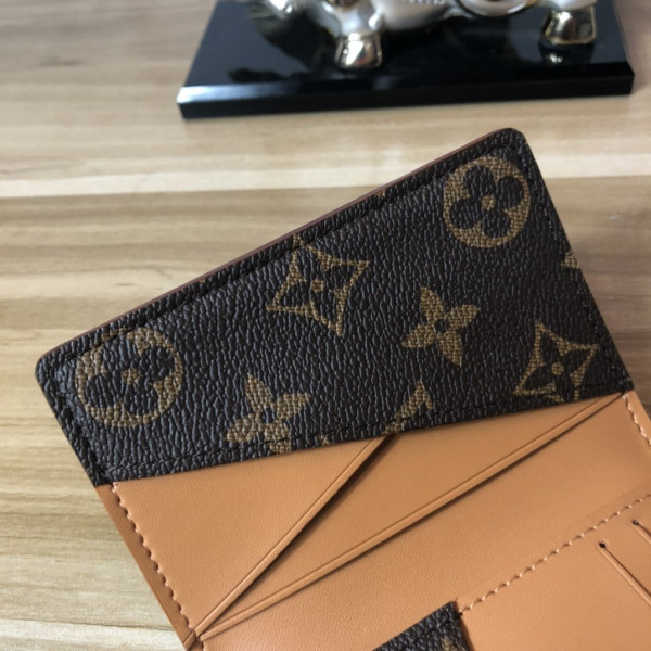 LOUIS VUITTON POCKET ORGANIZER