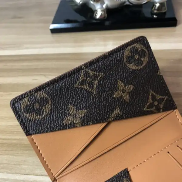 TO LOUIS VUITTON POCKET ORGANIZER