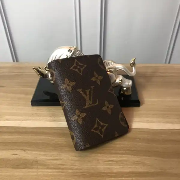 First bag ru LOUIS VUITTON POCKET ORGANIZER