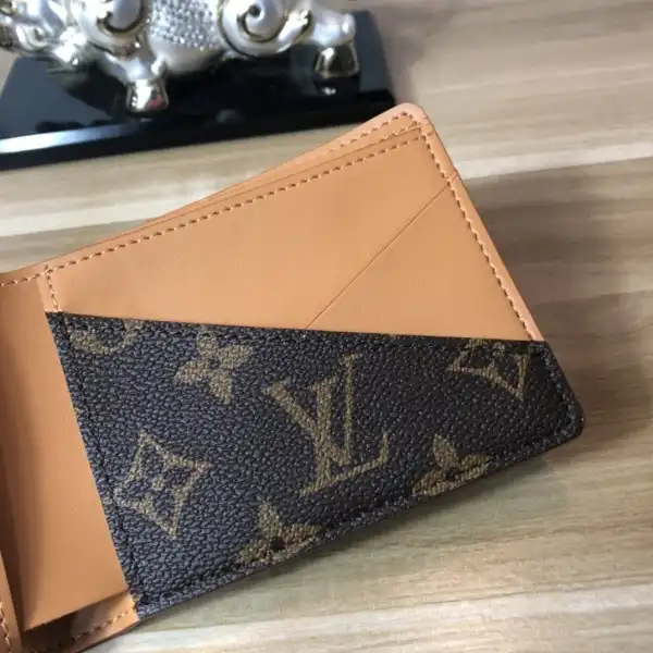 Cheap LOUIS VUITTON MULTIPLE WALLET