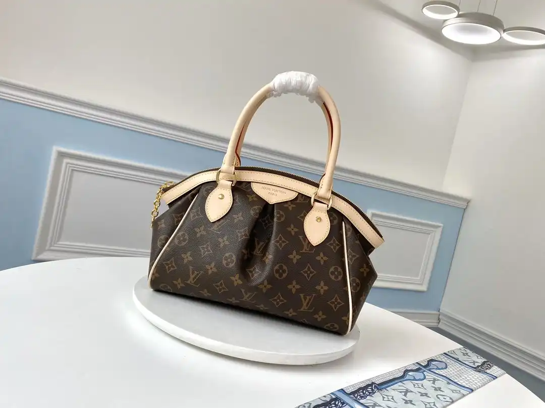 First bag ru LOUIS VUITTON TIVOLI