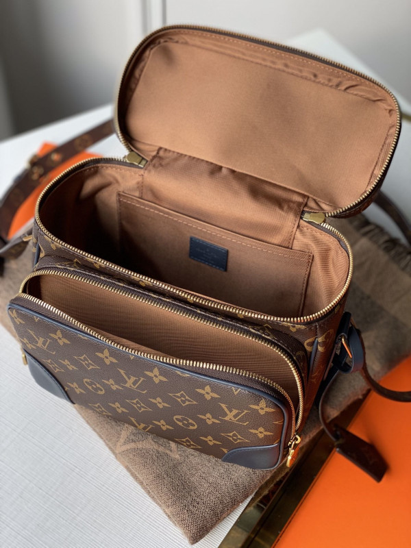 HOT SALE LOUIS VUITTON TOILETRY BAG