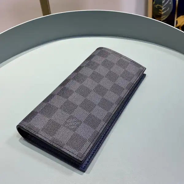 TO LOUIS VUITTON ALEXANDRE WALLET