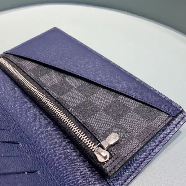 LOUIS VUITTON ALEXANDRE WALLET