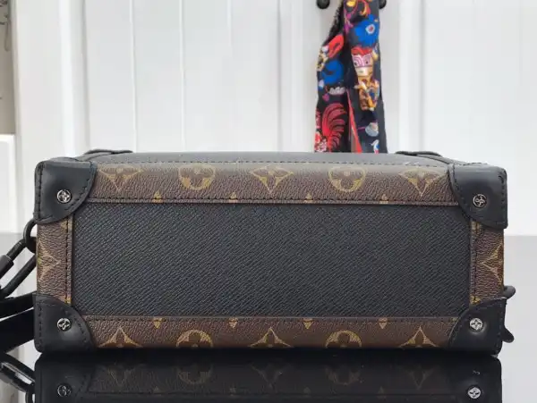 LOUIS VUITTON SOFT TRUNK