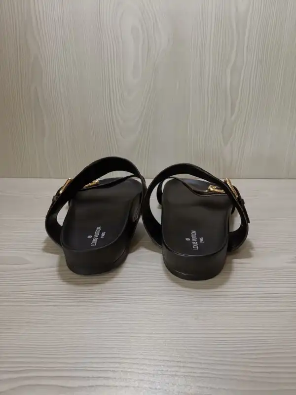 Frstbag ru LOUIS VUITTON SANDALS