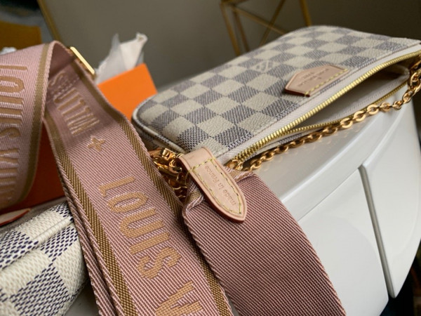 HOT SALE LOUIS VUITTON MULTI POCHETTE ACCESSOIRES