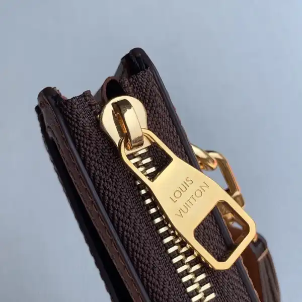 LOUIS VUITTON DAUPHINE WALLET