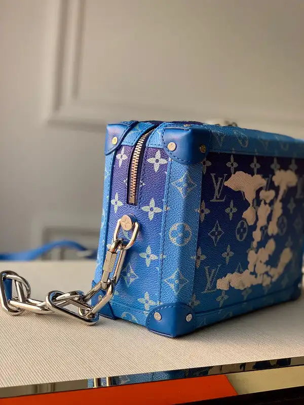 Affordable LOUIS VUITTON SOFT TRUNK