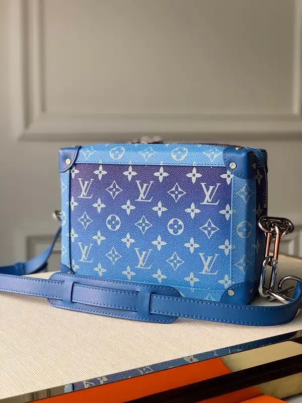 Affordable LOUIS VUITTON SOFT TRUNK