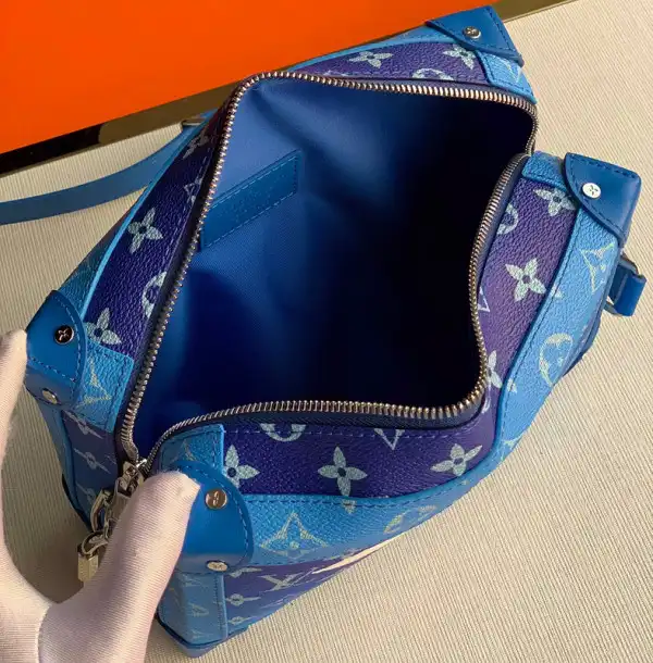 First Bag Ru LOUIS VUITTON SOFT TRUNK