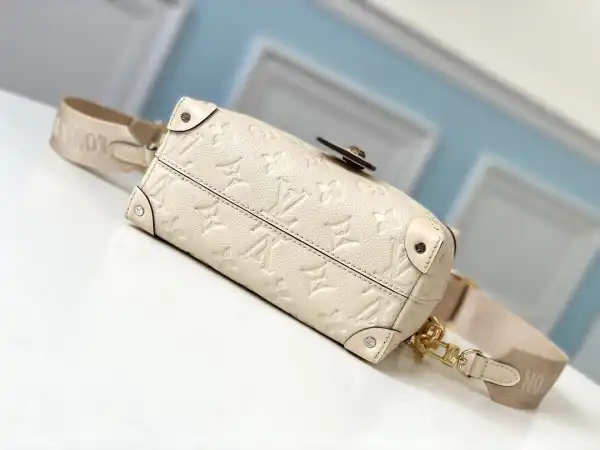 Cheap LOUIS VUITTON PETITE MALLE SOUPLE